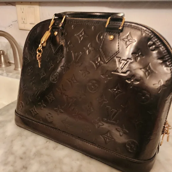 Louis Vuitton Alma PM Bag Black - Picture 3 of 8
